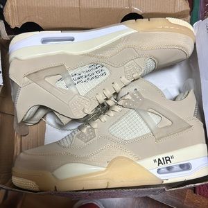 Men’s running shoes